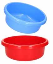 Set van 2 ronde afwasteiltjes 9 liter in de kleuren blauw en rood 36 x 13 cm 10301254